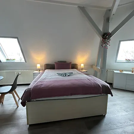 Apartment Oppiner Straße 14 Trotha4 Halle (Saale)