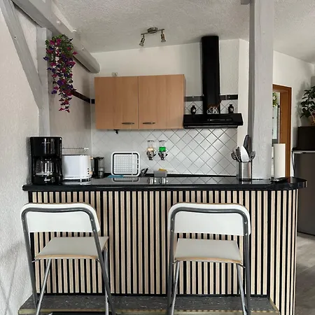 Oppiner Straße 14 Trotha4 *