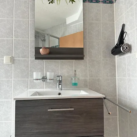 Oppiner Straße 14 Trotha4 Apartment