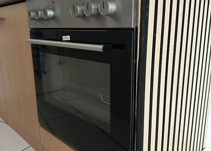 Oppiner Strasse 14 Trotha4 * ハレ